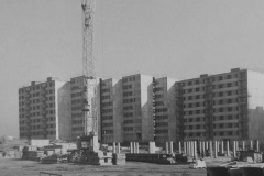 vystavba-komenskeho1977